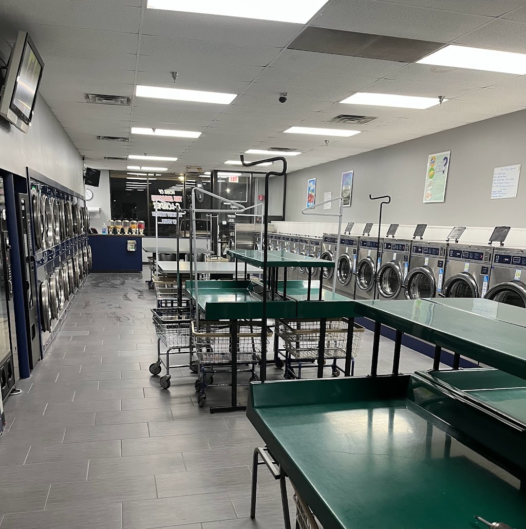 Duds n Suds Laundromat | 3054 Navarre Ave, Oregon, OH 43616, USA | Phone: (419) 691-5652