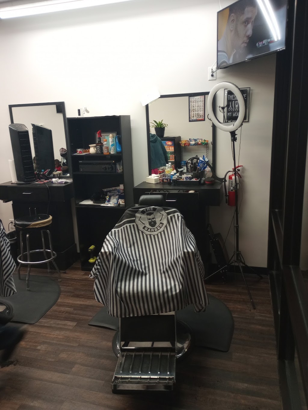 Barber Shop | 3312 N Buckner Blvd Are. 208, Dallas, TX 75228, USA | Phone: (214) 321-5100