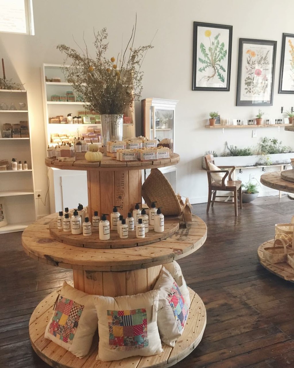 Soap & Sunshine Apothecary | 3594 W, IN-28, Alexandria, IN 46001, USA | Phone: (765) 610-3062