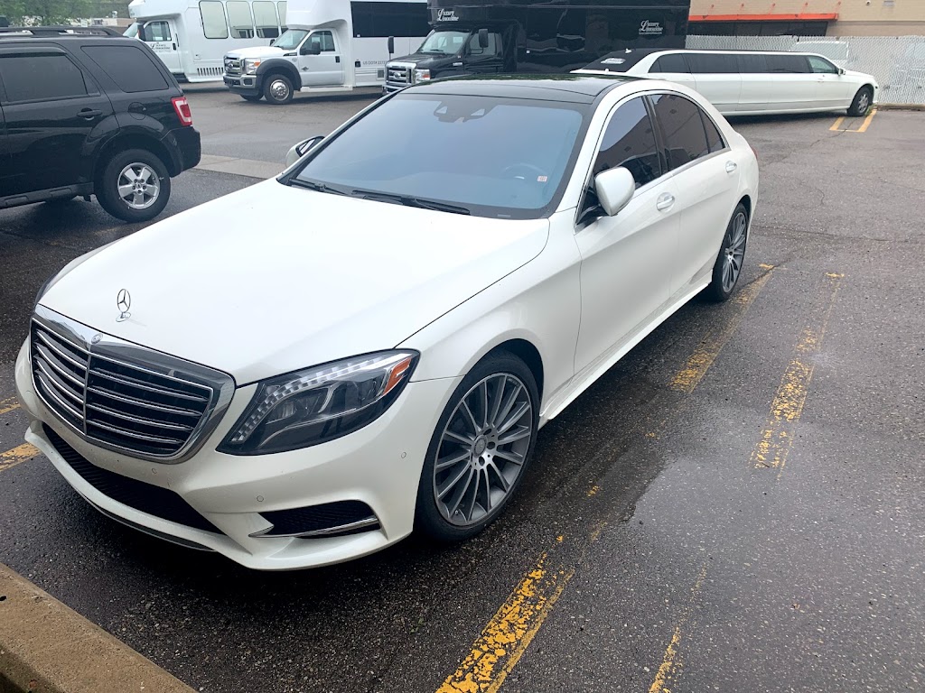 Detroit Luxury Car Rental | 24130 Telegraph Rd suite 131 a, Southfield, MI 48033 | Phone: (313) 447-1684