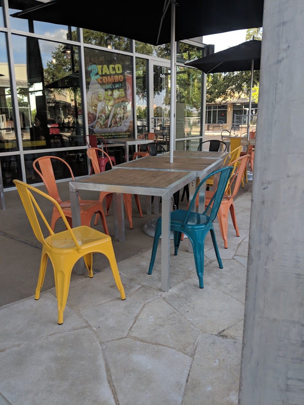 Freebirds World Burrito | 200 University Blvd Ste 200, Round Rock, TX 78665, USA | Phone: (512) 904-0070