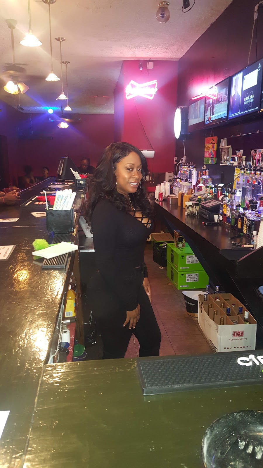 513 Lounge | 613 N Verity Pkwy, Middletown, OH 45042 | Phone: (513) 849-2174