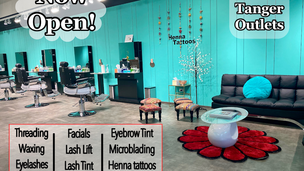 Plush Threading Lounge | 15853 N Fwy Inside Tanger outlets, #150, Fort Worth, TX 76177 | Phone: (817) 204-0040