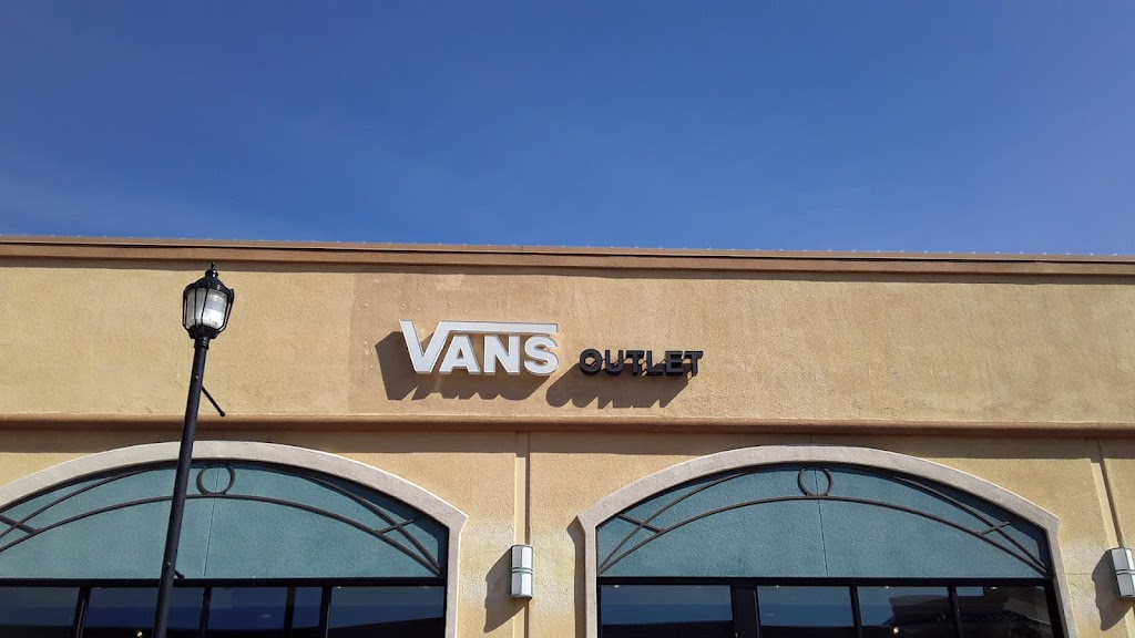 Vans | 917 Lifestyle St, Manteca, CA 95337 | Phone: (209) 823-7289