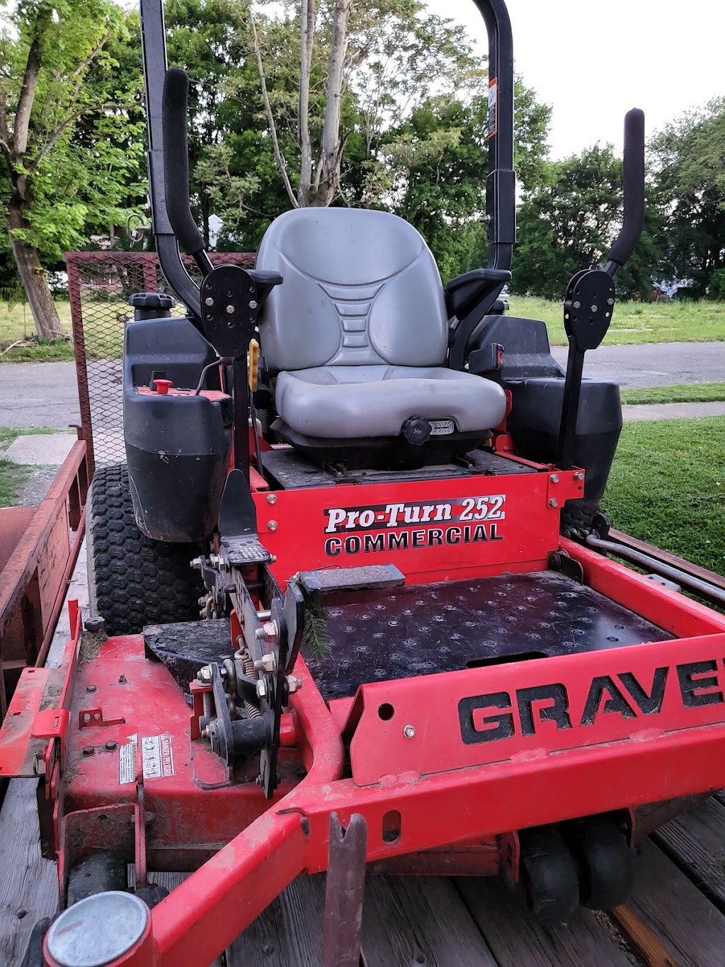 Iglesia la Gloria postrera | 1223 Oak St, Youngstown, OH 44506, USA | Phone: (267) 596-6139