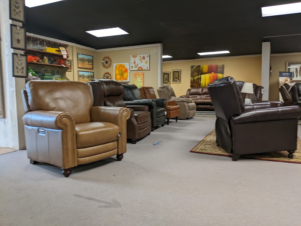 Hoffmans Furniture | 201 S Broadway Ave, Moore, OK 73160, USA | Phone: (405) 793-9100