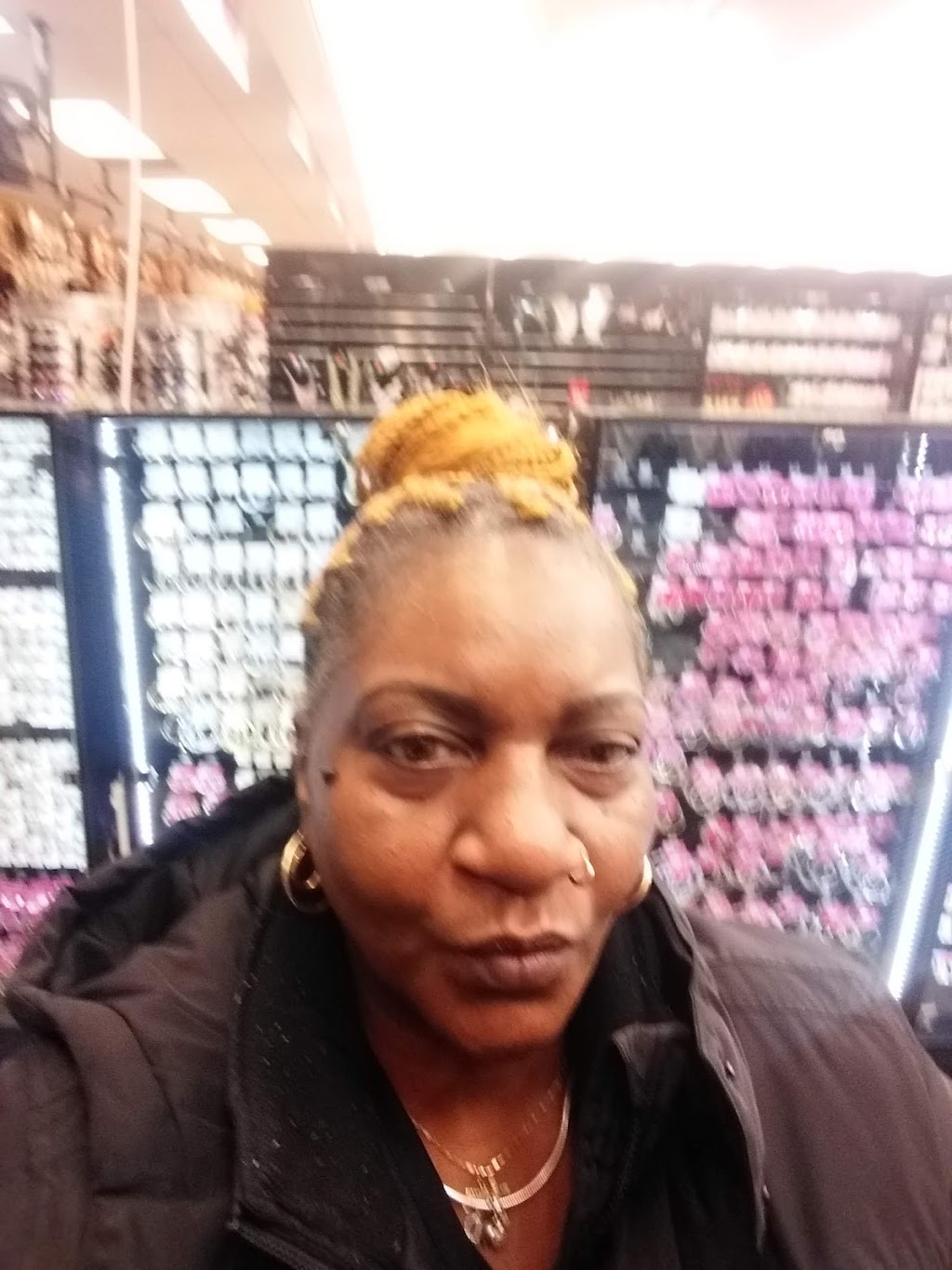 Ginny Beauty Supply | 14485 Gratiot Ave, Detroit, MI 48205, USA | Phone: (313) 527-2635