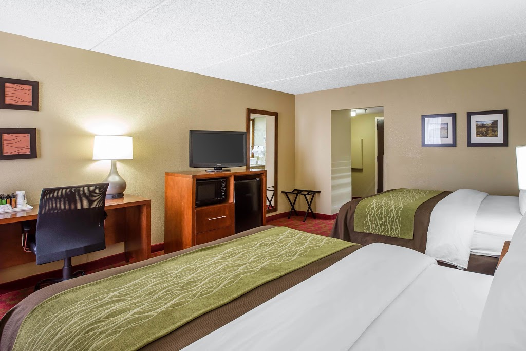 Comfort Inn Matthews/Charlotte | 1718 Windsor Crossing Dr, Matthews, NC 28105, USA | Phone: (704) 845-5911