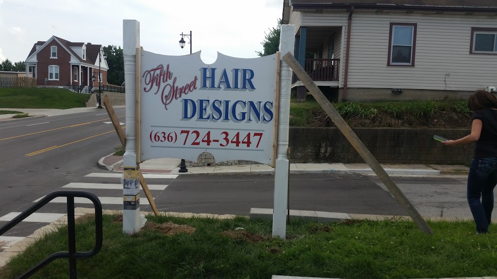 Fifth Street Hair Designs | 625 S 5th St, St Charles, MO 63301, USA | Phone: (636) 724-3447