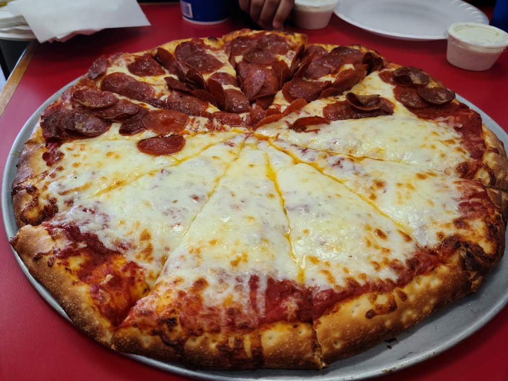 Foothill pizza | 18970 CA-88, Lockeford, CA 95237 | Phone: (209) 727-0910