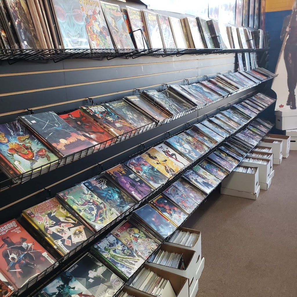 Comic World | 122 E Gannon Ave, Zebulon, NC 27597, USA | Phone: (919) 404-8011