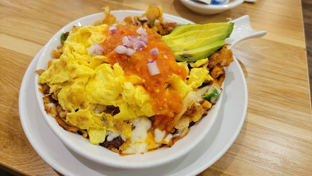 Broken Yolk Cafe | 2488 Foothill Blvd, La Verne, CA 91750, USA | Phone: (909) 593-9655