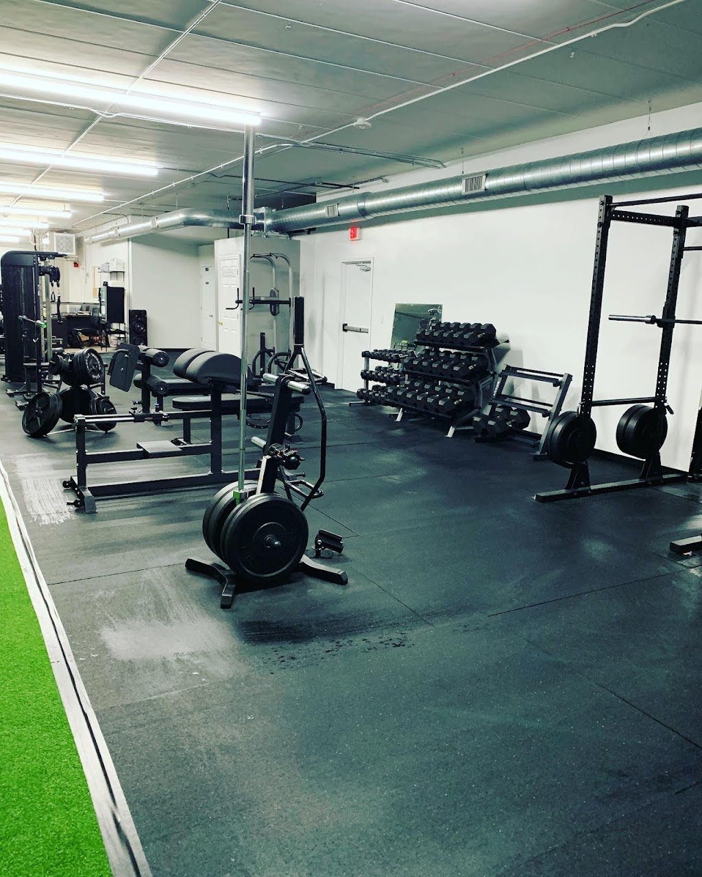 Iron Patriot Fitness | 417 Douglas Pike, Smithfield, RI 02917, USA | Phone: (978) 877-7972