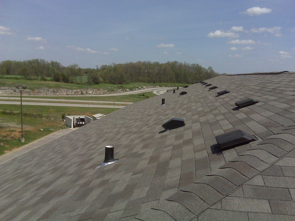 Best Deal Roofing Contractor,LLC | 4313 Wells Dr, Louisville, KY 40258, USA | Phone: (502) 936-0007