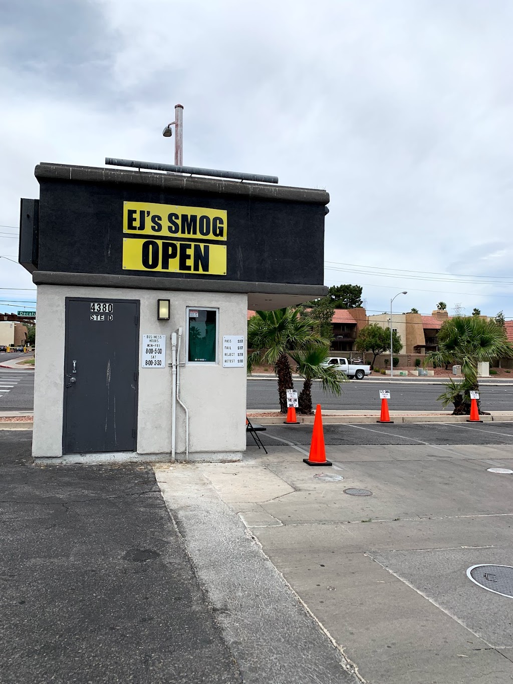 EJ’s Smog | 4380 S Decatur Blvd suite 2, Las Vegas, NV 89103, USA | Phone: (702) 252-0068