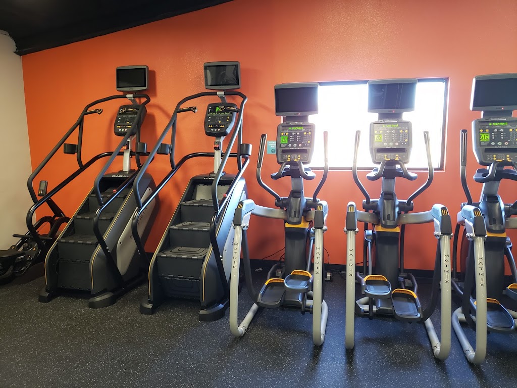 HT Fitness | 181 TX-21, Cedar Creek, TX 78612, USA | Phone: (512) 985-6500