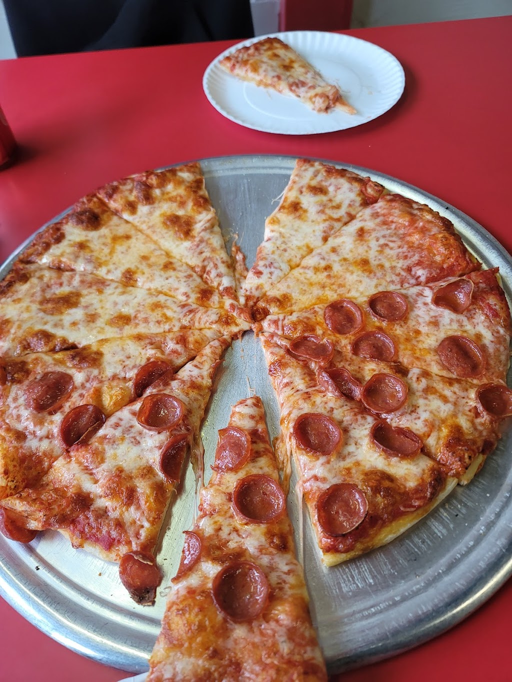 Jakes Pizza-NO DELIVERY | 428 Broad Ave, Belle Vernon, PA 15012, USA | Phone: (724) 929-9897