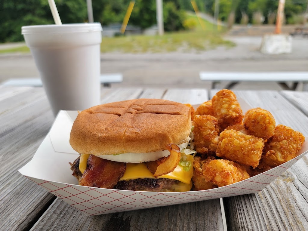 Bud & Cheryls Ice Cream Shoppe | 3435 Alum Springs Rd, Danville, KY 40422, USA | Phone: (859) 494-9866