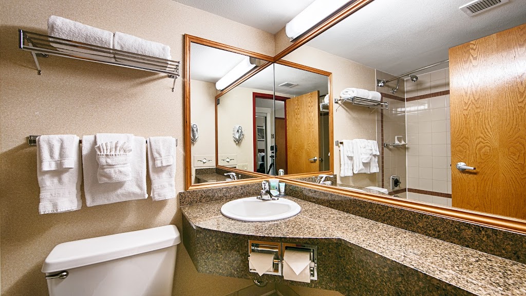 Comfort Inn & Suites Downtown Tacoma | 2611 East E Street, Tacoma, WA 98421, USA | Phone: (253) 272-7737