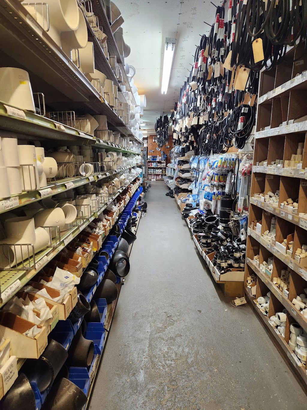 W Earl Nixon Welding Supplies | 3030 Rocky Hock Rd, Edenton, NC 27932, USA | Phone: (252) 221-4348