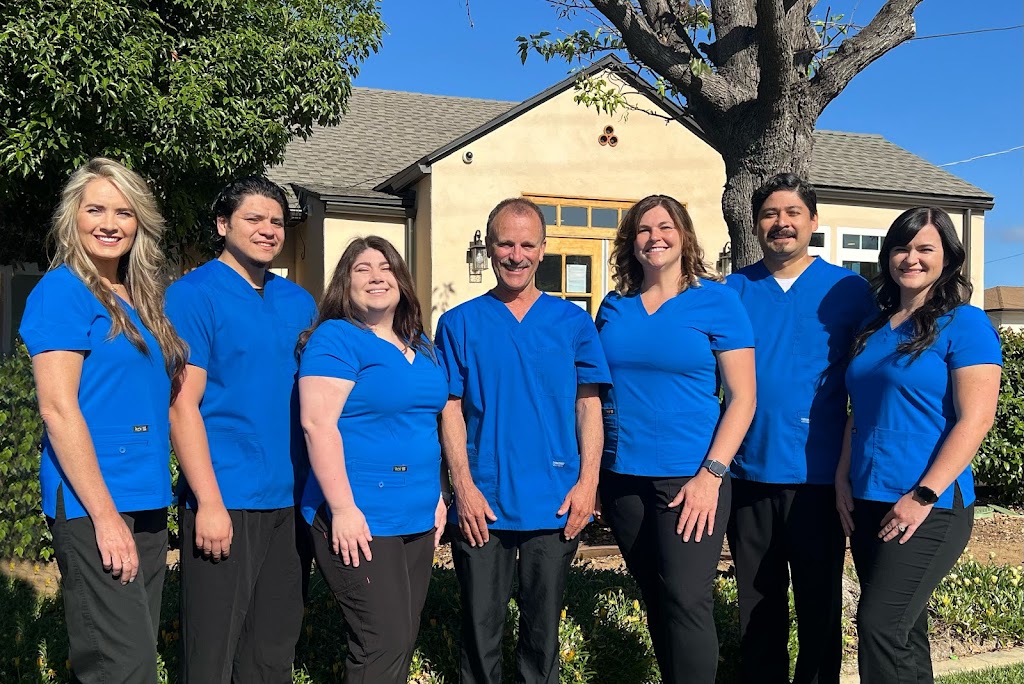 Ashley Stein Araiza DDS Family Dental Practice, Fallbrook CA | 304 N Orange Ave, Fallbrook, CA 92028, USA | Phone: (760) 645-3949