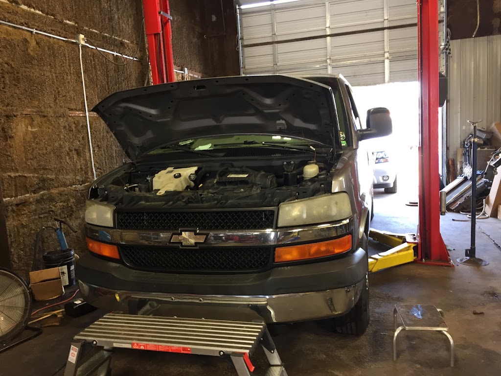 Vics Automotive Repair | 2507 S Division St, Guthrie, OK 73044, USA | Phone: (405) 448-8293