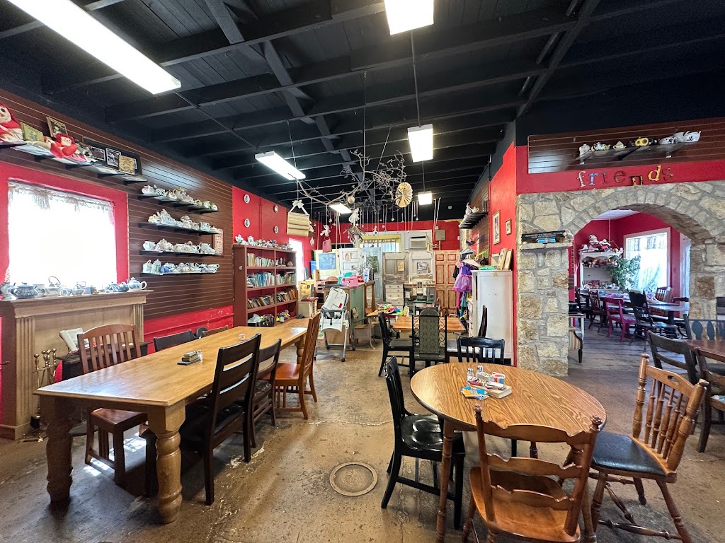 Storiebook Cafe | 502 NE Barnard St, Glen Rose, TX 76043, USA | Phone: (254) 897-2665