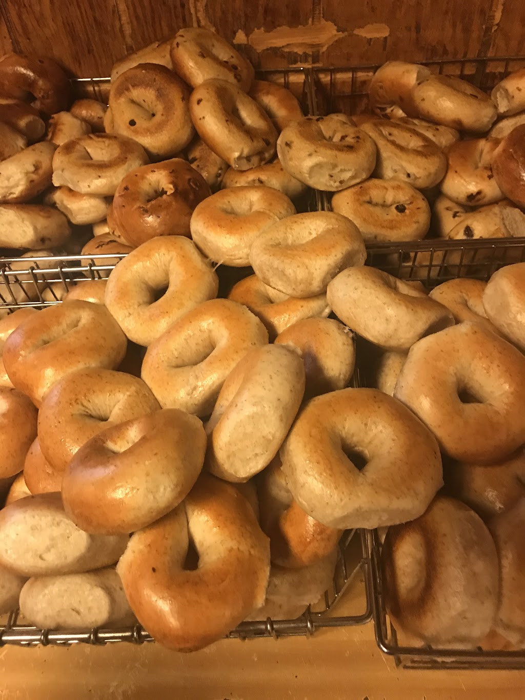 Bagels Supreme | 252 Mountain Ave, Springfield, NJ 07081, USA | Phone: (973) 376-9381