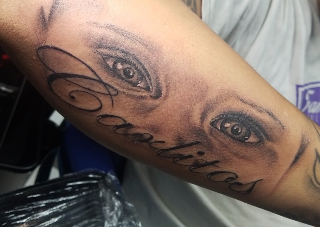 Collins Street Tattoo | 2304 N suite B, N Collins St, Arlington, TX 76011, USA | Phone: (817) 609-2656