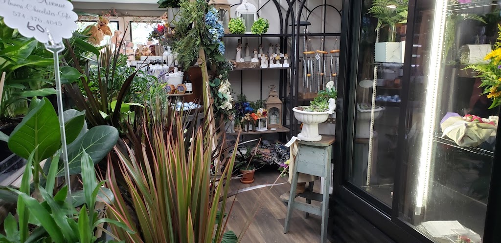 Maple Avenue Flowers | 403 N Maple Ave, Warsaw, IN 46580, USA | Phone: (574) 376-4045