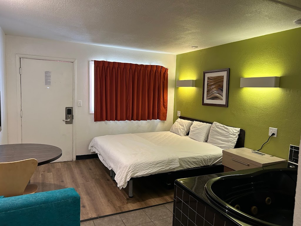 MOTEL 9 | 1724 Lorain Blvd, Elyria, OH 44035, USA | Phone: (215) 917-9234