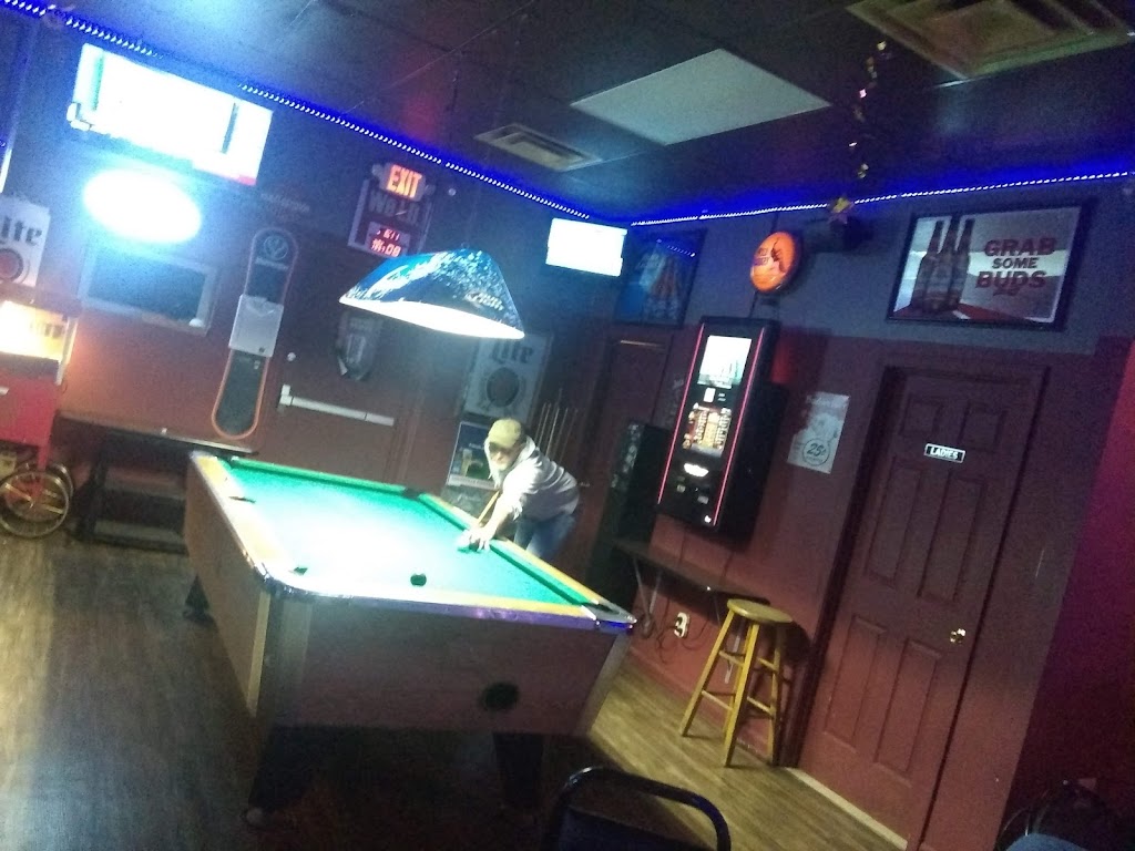 Parlays Tavern | 1410 Versailles Rd, Frankfort, KY 40601, USA | Phone: (502) 848-9002