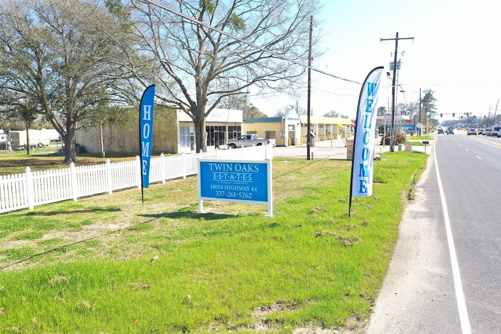 Twin Oaks Mobile Home Community | 14054 LA-44 Lot #49, Gonzales, LA 70737, USA | Phone: (337) 261-5262