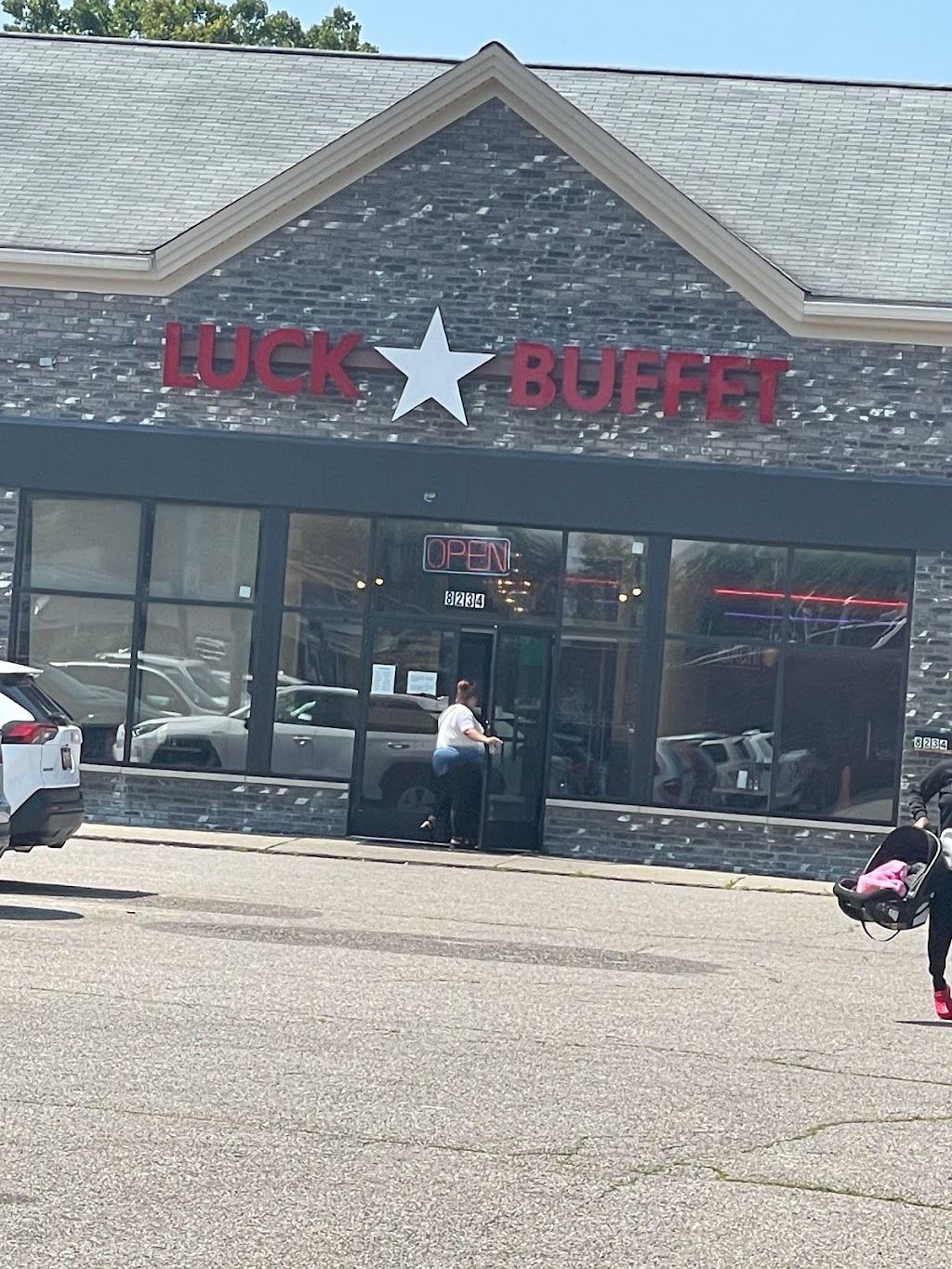 Luck Star Buffet | 8234 Telegraph Rd #2229, Taylor, MI 48180, USA | Phone: (313) 292-9979