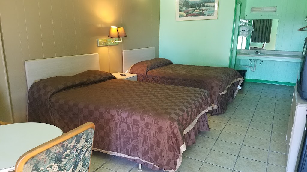 Relax Inn | 807 N Victoria Hwy, Refugio, TX 78377, USA | Phone: (361) 526-5331