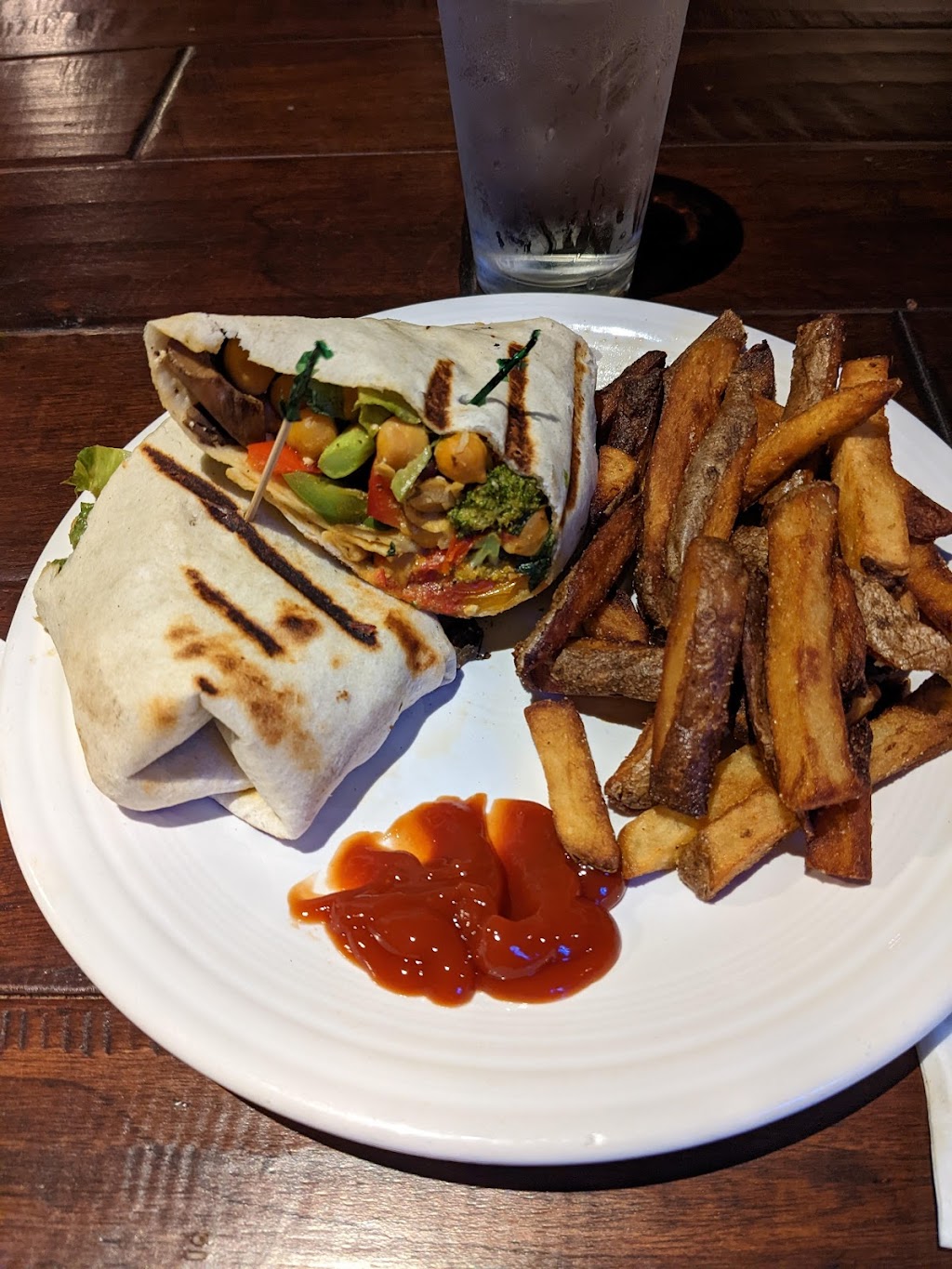 The Barrel Room on Canal | 129 North, 129 Canal St N, Canal Fulton, OH 44614, USA | Phone: (330) 408-7131