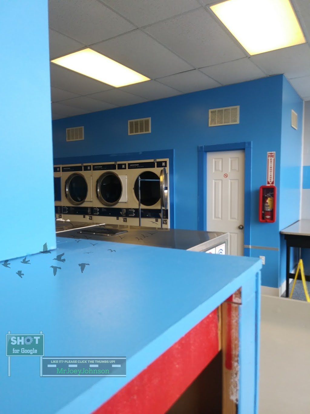 Duds N Suds-Coin Laundry | 639 E Dixie Dr, Dayton, OH 45449, USA | Phone: (937) 384-0320