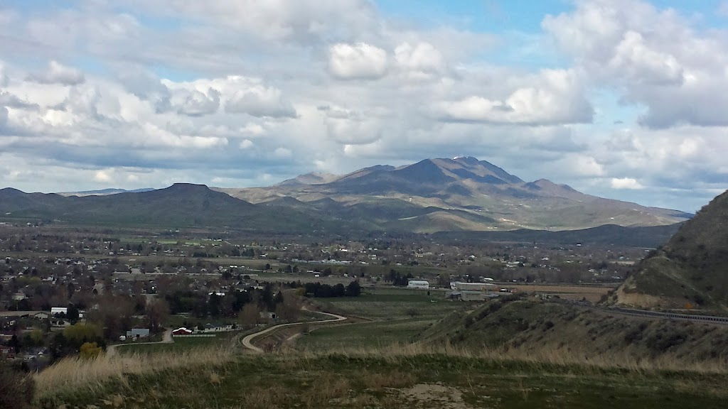 Potter Funeral Chapel | 228 E Main St, Emmett, ID 83617, USA | Phone: (208) 365-4491