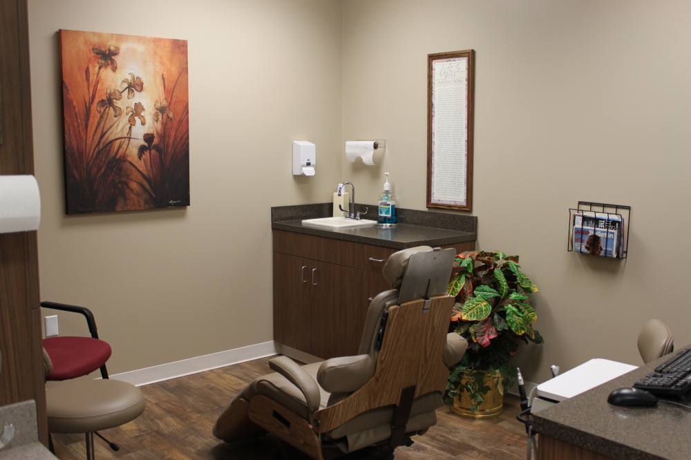 Veranda Dental | 1315 Waters Edge Dr suite 113 suite 113, Granbury, TX 76048, USA | Phone: (817) 579-5200