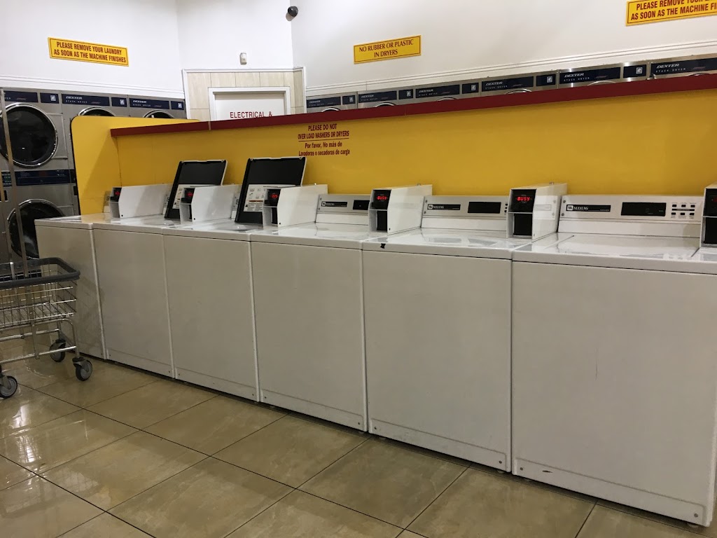Lees Laundromat | 18400 Hesperian Blvd, San Lorenzo, CA 94580, USA | Phone: (510) 481-1443