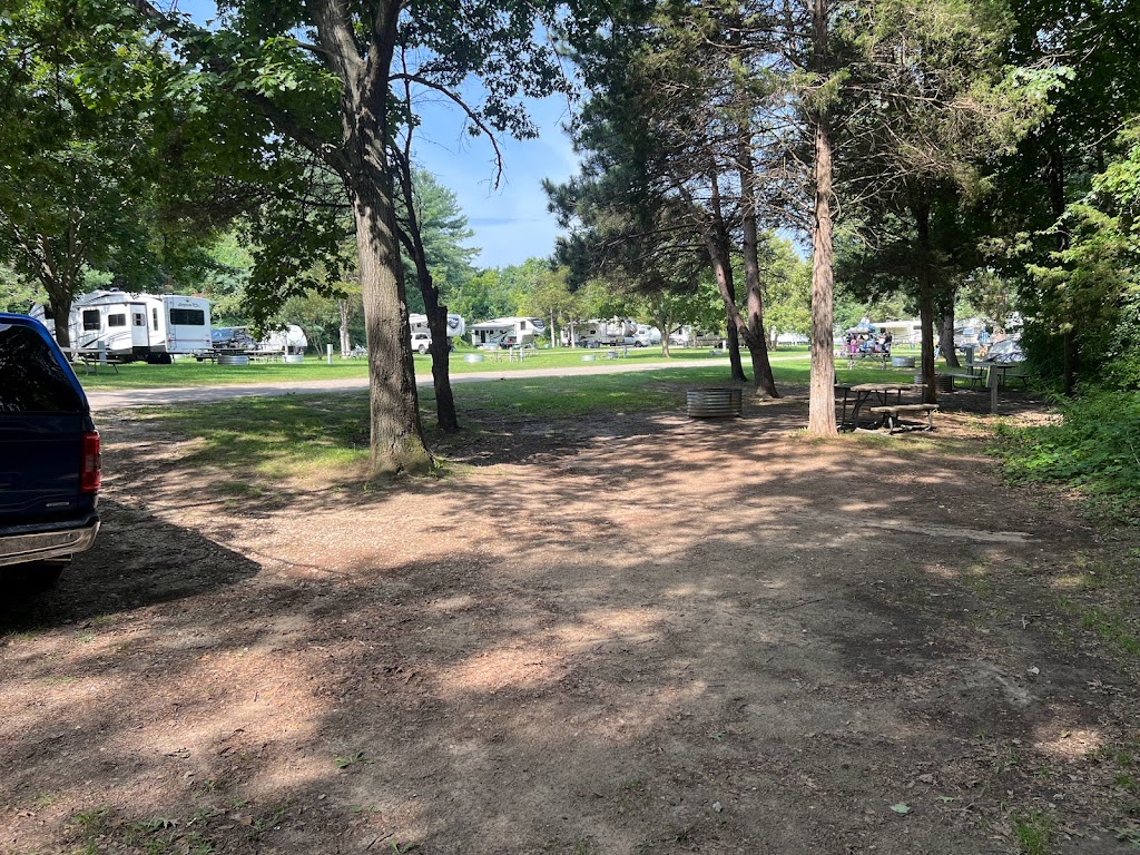 Proud Lake Rec Area - Modern Campground | Modern Campground, 2928 Glengary Rd, Commerce Charter Twp, MI 48382, USA | Phone: (248) 685-2433