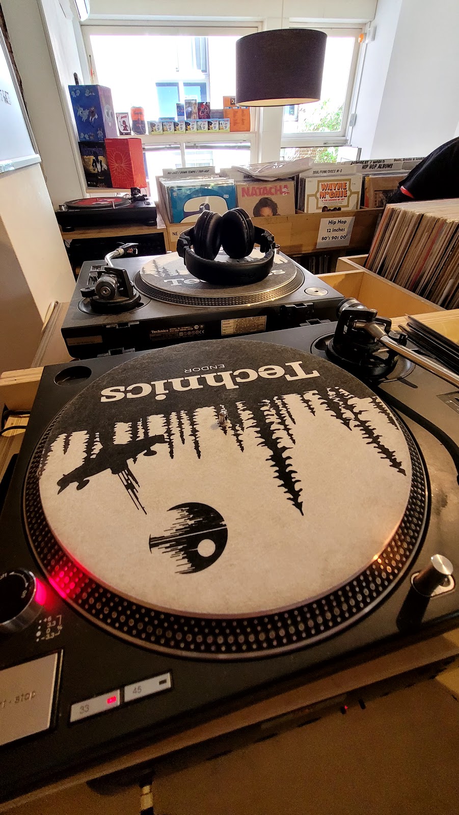 KILLACUTZ Records Amsterdam | Nieuwe Nieuwstraat 21-hs, 1012 NG Amsterdam, Netherlands | Phone: 020 223 0342