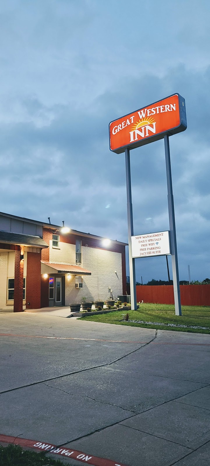 Great Western Inn | 3824 E Loop 820 S, Fort Worth, TX 76119 | Phone: (817) 451-7272