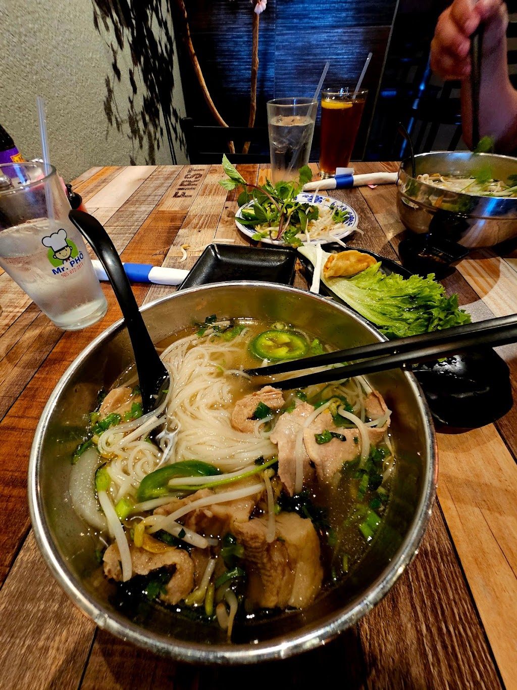 Mr. Pho | 6205 Montgomery Blvd NE, Albuquerque, NM 87109, USA | Phone: (505) 872-2311