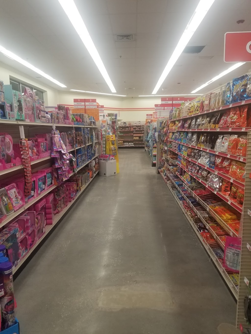 Family Dollar | 1489 S Orange Blossom Trail, Apopka, FL 32703, USA | Phone: (321) 396-0343