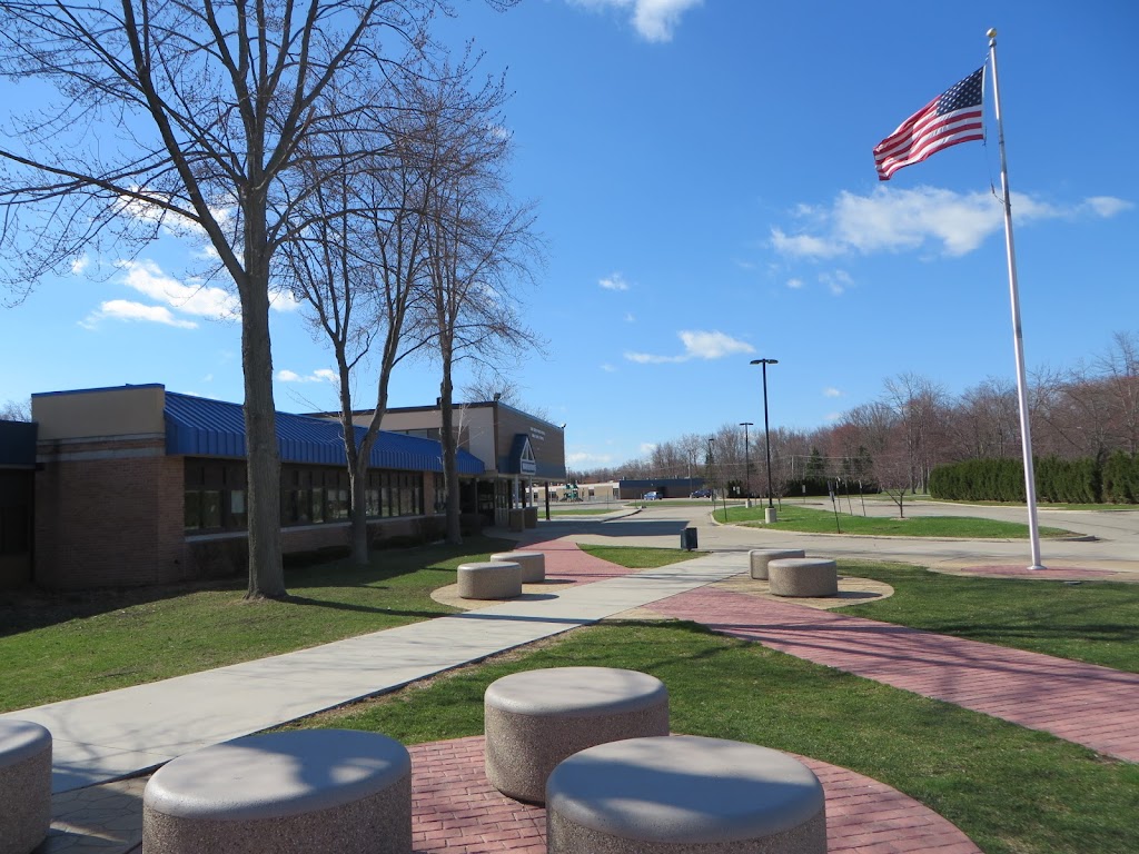 LAnse Creuse Middle School Central | 38000 Reimold St, Harrison Twp, MI 48045, USA | Phone: (586) 783-6430