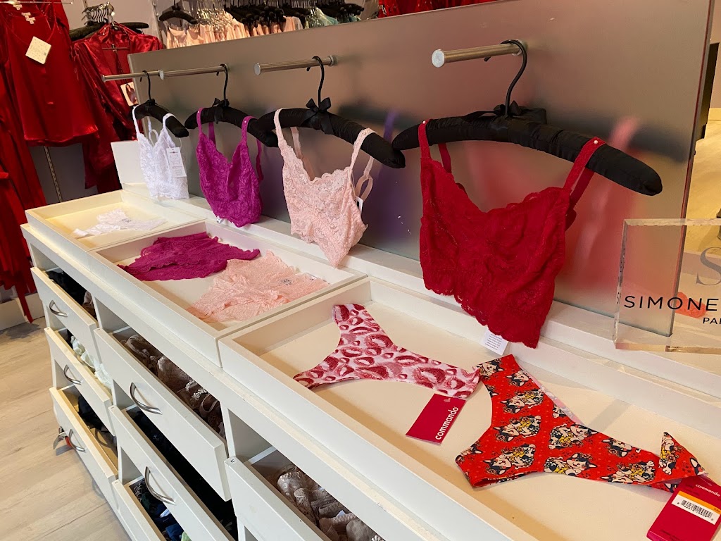 Underpinnings Lingerie | 9414 Norton Commons Blvd #101, Prospect, KY 40059, USA | Phone: (502) 333-0370