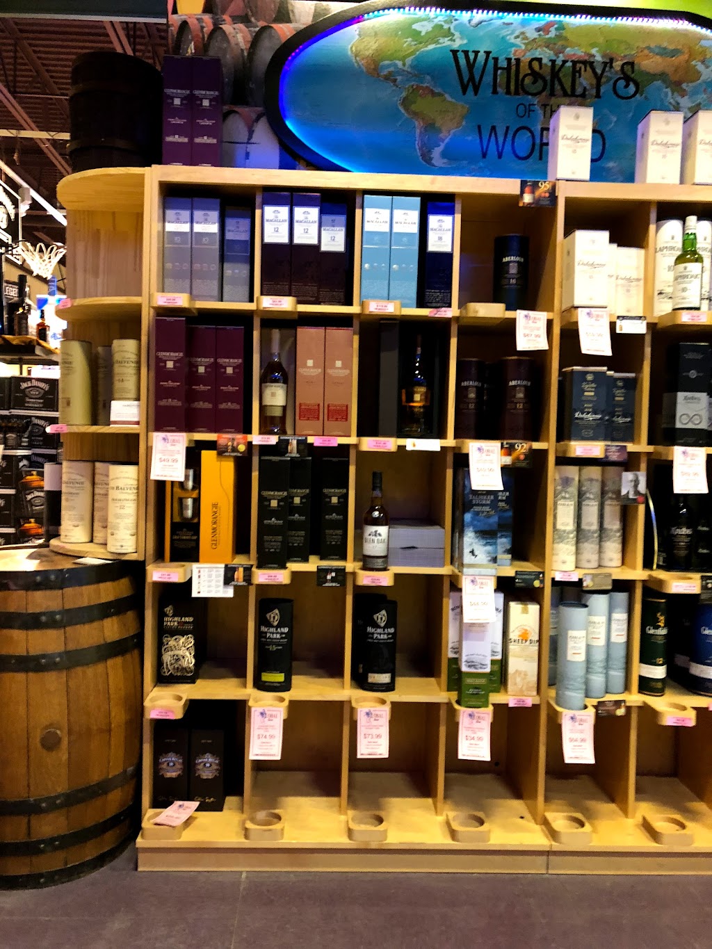 Colonial Wine & Spirits | 3211 Southwestern Blvd, Orchard Park, NY 14127, USA | Phone: (716) 674-3736