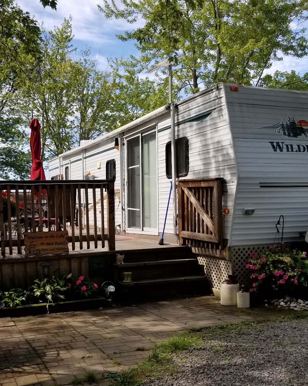 Sandy Shore Trailer Park | 367 Niece Rd, Lowbanks, ON N0A 1K0, Canada | Phone: (905) 774-8004