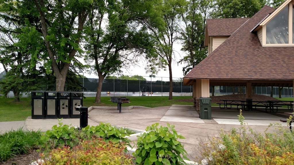 Round Lake Park | 16691 Valley View Rd, Eden Prairie, MN 55346, USA | Phone: (952) 949-8333